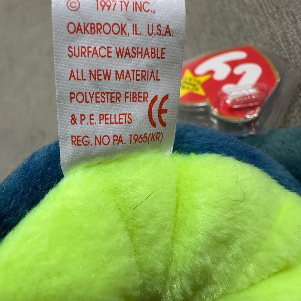Ty Beanie Baby Hissy Plush Snake Toy in Blue and Green